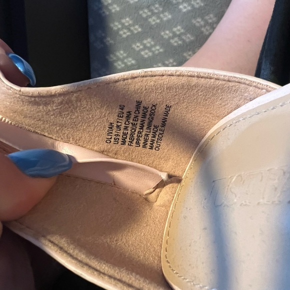 Light Pink Heeled Sandals - Picture 2 of 2